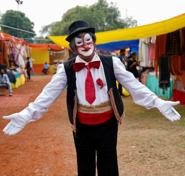 writing funny quotes and comedy