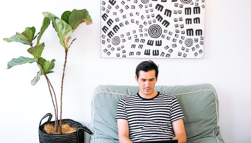 Becoming a Freelancer: Side Hustle Pro Tips You Must Know to Be Succesful